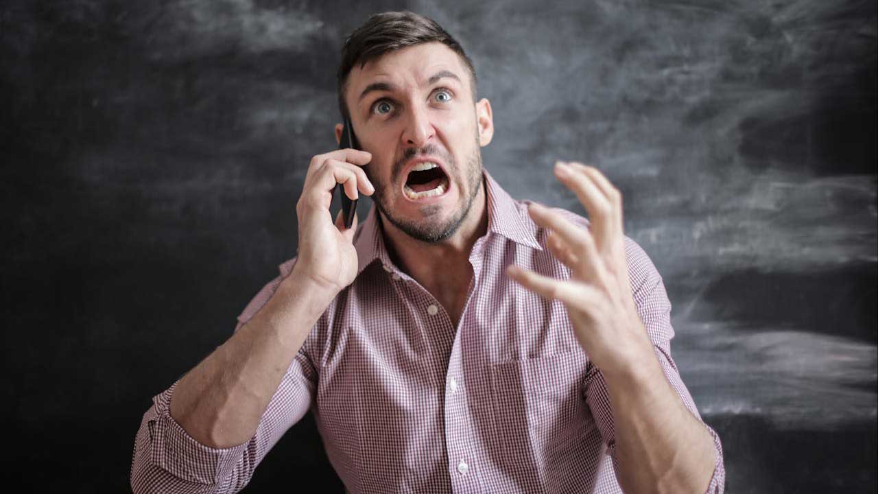 How I Deal With Robocalls Without Changing My Number