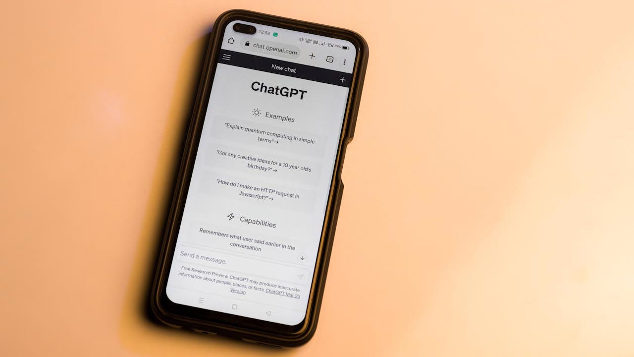 9 AI Websites That Will Make You Smarter