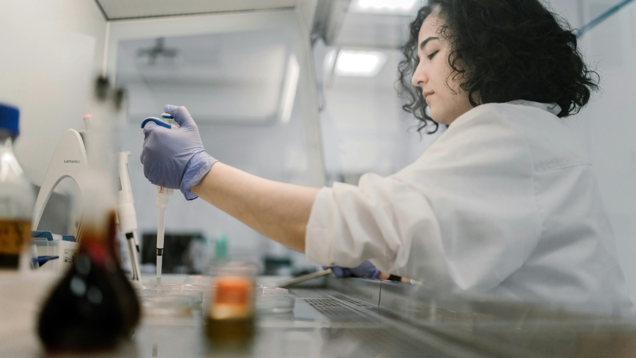 Image Credit: Mikhail Nilov/Pexels