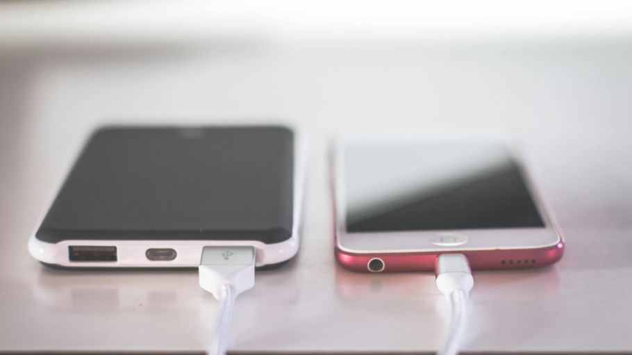 The Risks of Using Public USB Charging Stations
