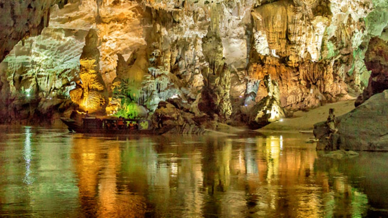 Image Credit: vtoanstar - CC BY-SA 2.0/Wiki Commons