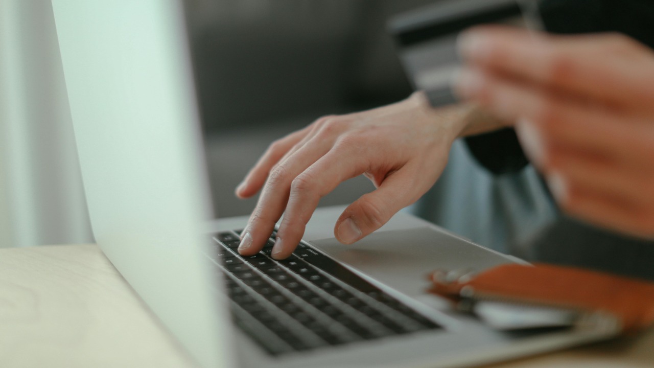 Cup of  Couple/Pexels