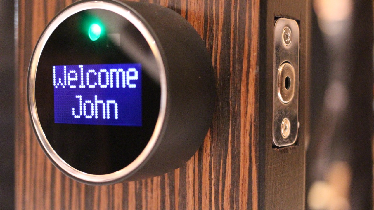 Smart lock — Image Credit: Maurizio Pesce from Milan, Italia - CC BY 2.0/Wiki Commons