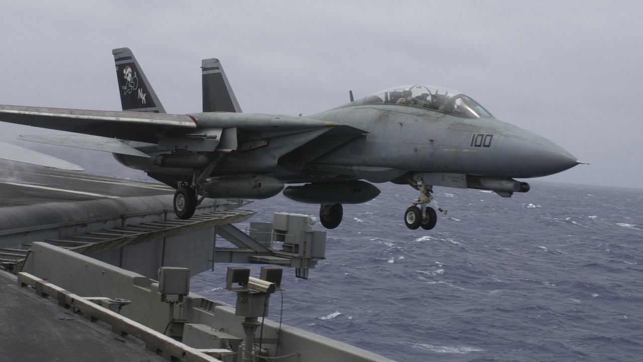 Image Credit: U.S. Navy photo by Ensign Charles M. Abell. - Public domain/Wiki Commons