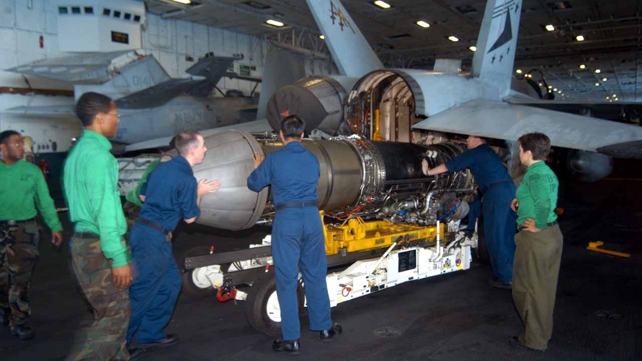 Image Credit: U.S. Navy photo by Photographer's Mate 3rd Class William Hiembuch II - Public domain/Wiki Commons