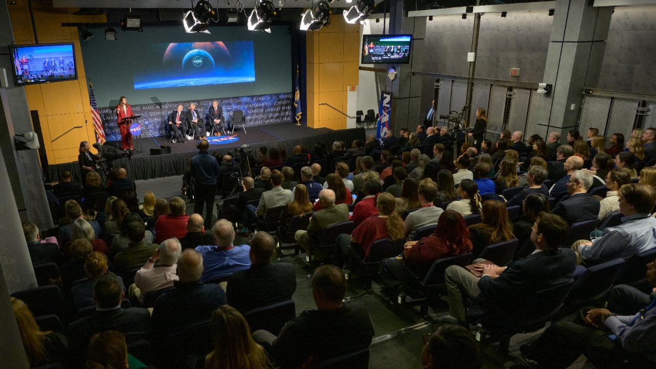 Image Credit: NASA Headquarters / NASA/Bill Ingalls - Public domain/Wiki Commons