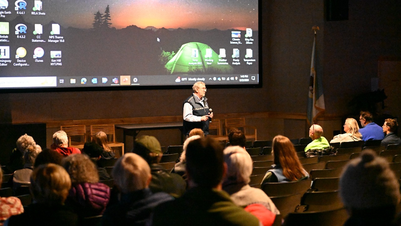 Image Credit: DenaliNPS – Public domain/Wiki Commons
