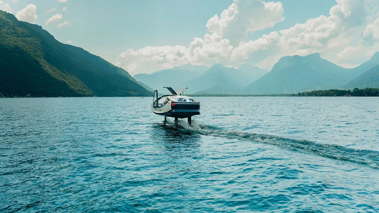 Electric hydrofoil boat gains global military and commercial buzz