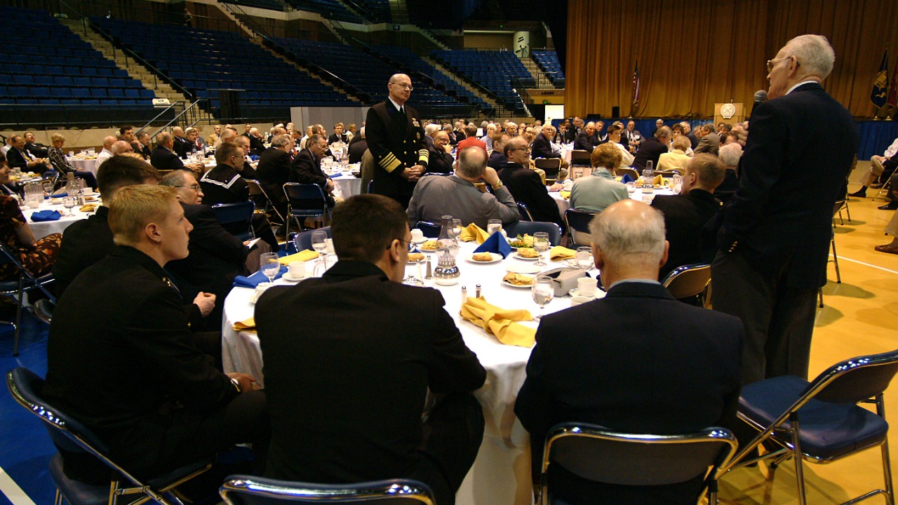 Image Credit: U.S. Navy photo by Chief Photographer's Mate Johnny Bivera. - Public domain/Wiki Commons