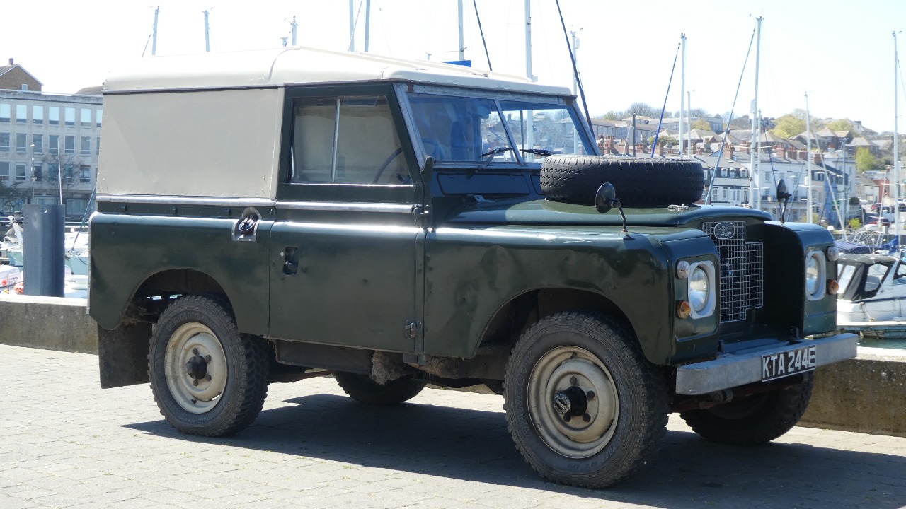 Image Credit: Andrew Bone from Weymouth, England - CC BY 2.0/Wiki Commons