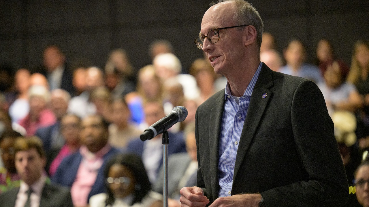 Image Credit: NASA Headquarters / NASA/Bill Ingalls - Public domain/Wiki Commons