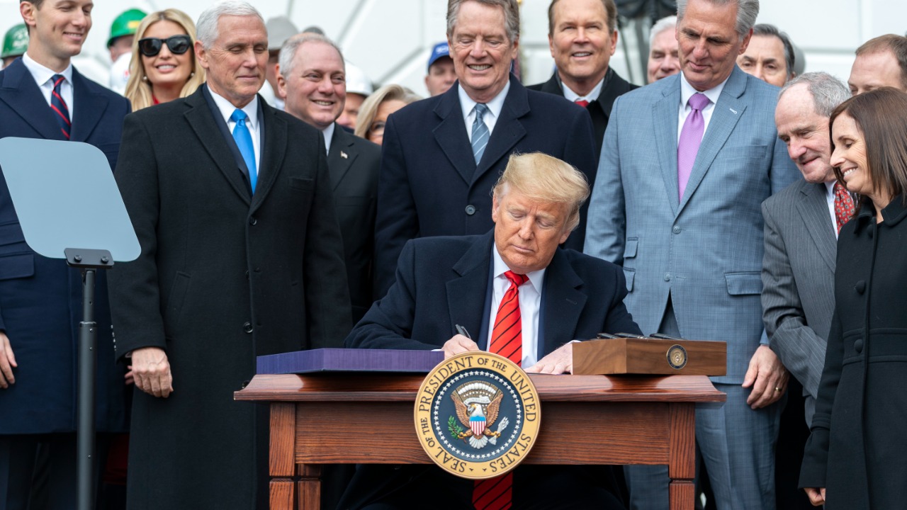 Image Credit: The White House from Washington, DC - Public domain/Wiki Commons