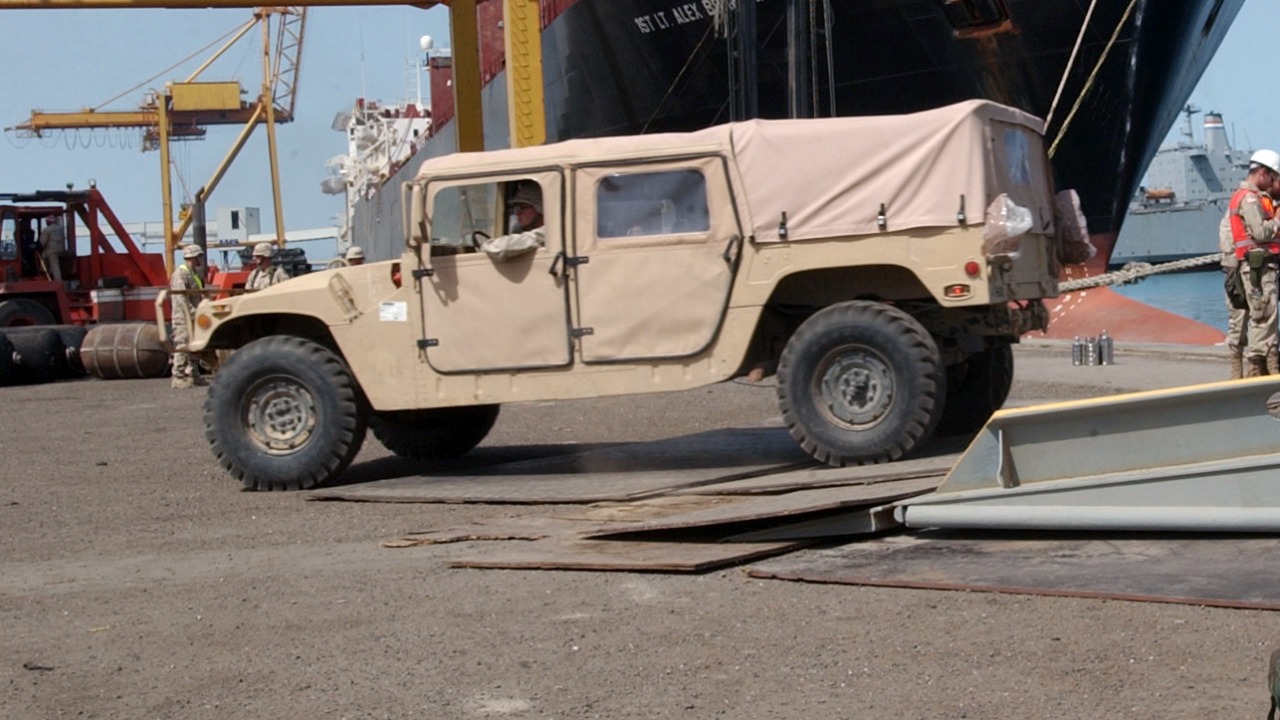 Image Credit: U.S. Navy photo by Photographer's Mate 1st Class Arlo K. Abrahamson. - Public domain/Wiki Commons