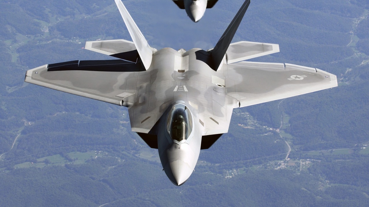 Image Credit: U.S. Air Force photo by TSgt Ben Bloker - Selective noise reduction by Diliff - Public domain/Wiki Commons