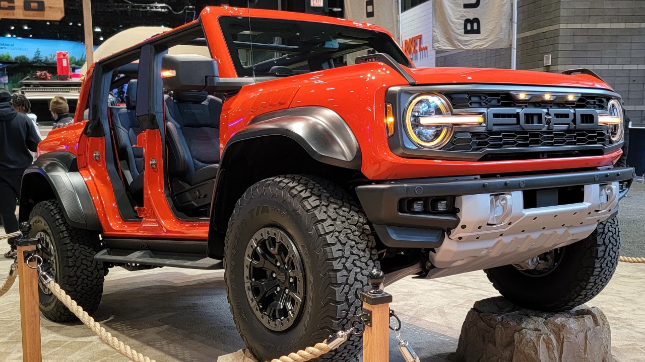 Ford Bronco Raptor — Image Credit: UltraTech66 - CC BY-SA 4.0/Wiki Commons