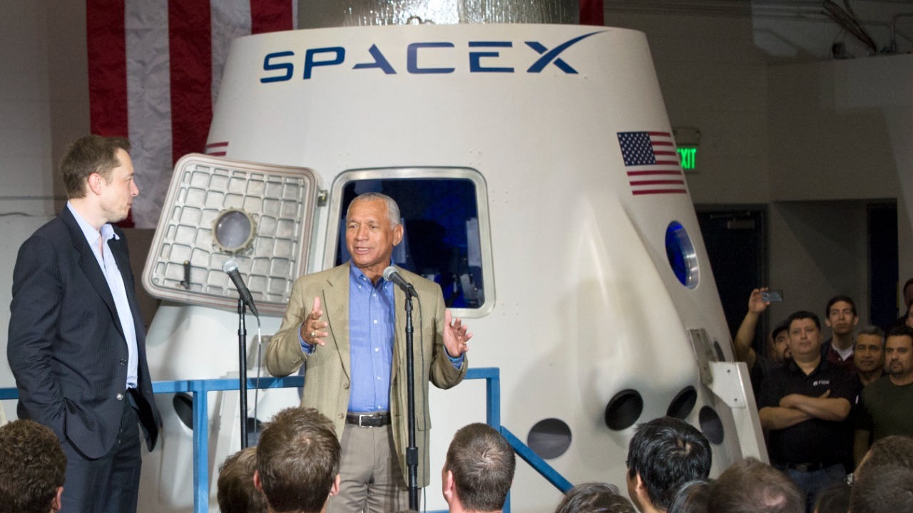 Image Credit: NASA/Dutch Sleger – Public domain/Wiki Commons
