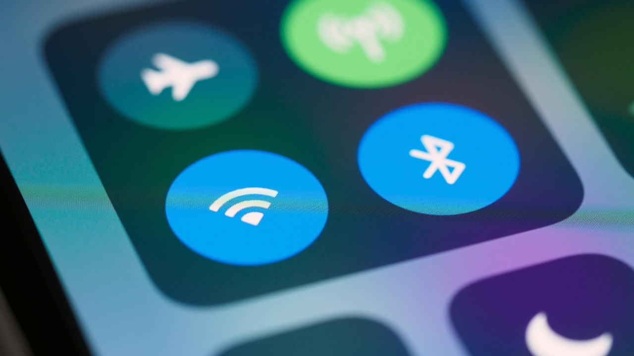 Is someone spying on your Wi-Fi network and here is how to tell