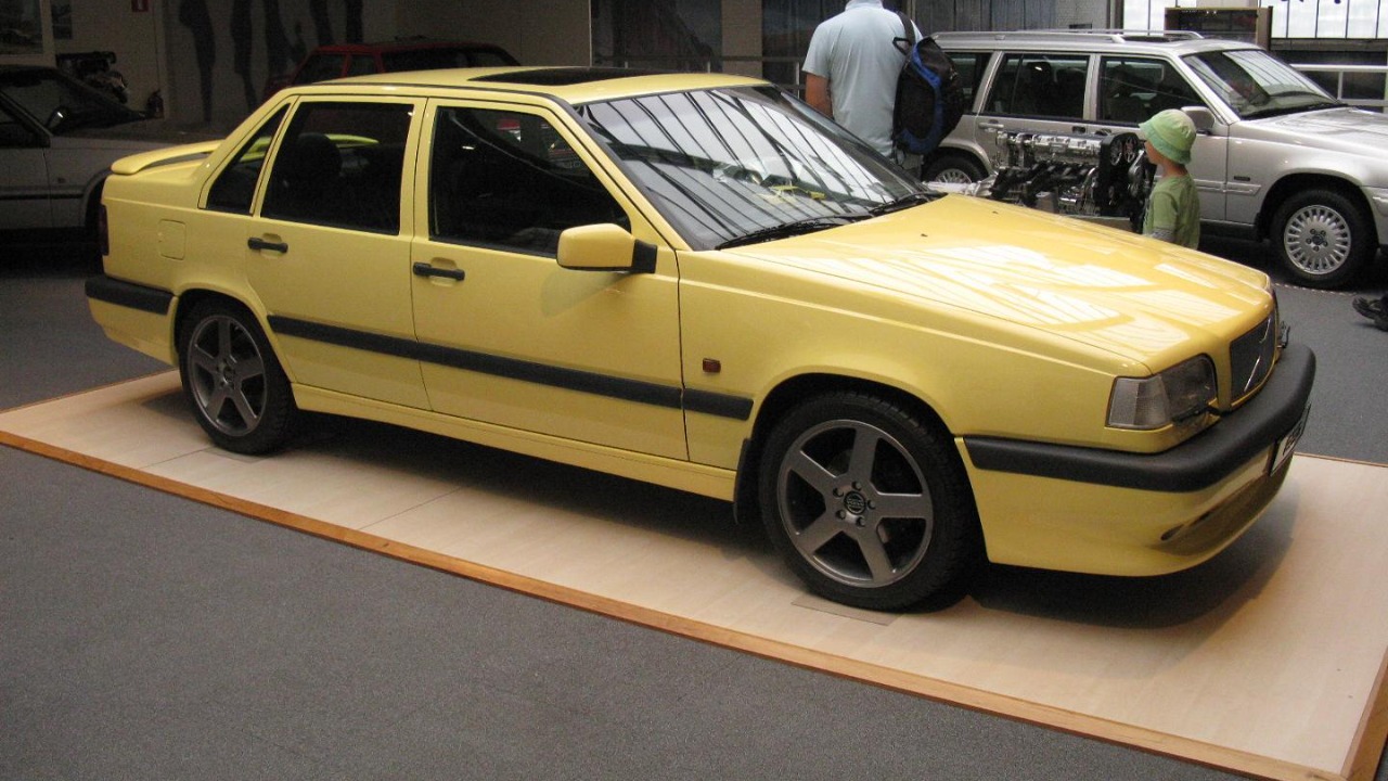 Image Credit: nakhon100 - CC BY 2.0/Wiki Commons