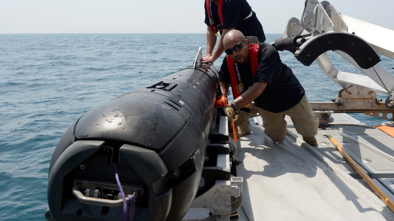 Image Credit: Official Navy Page from United States of America
Mass Communication Specialist 2nd Class Blake Midnight/Mass Communication Specialist 2n/U.S. Navy - Public domain/Wiki Commons