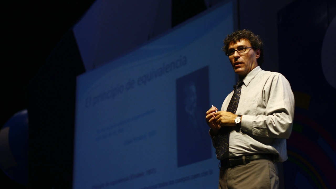 Image Credit: Campus Party Mexico powered by MoviStar (alviseni) - CC BY 2.0/Wiki Commons