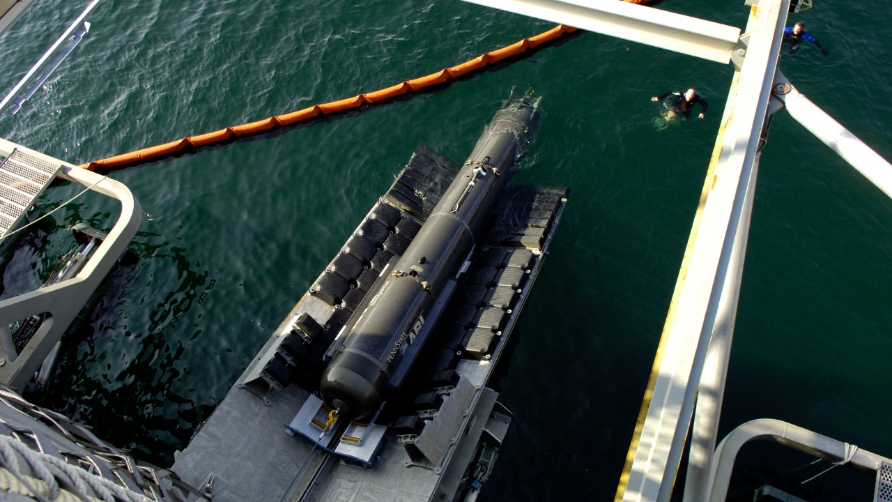 Image Credit: U.S. Navy photo by Mr. John F. Williams - Public domain/Wiki Commons
