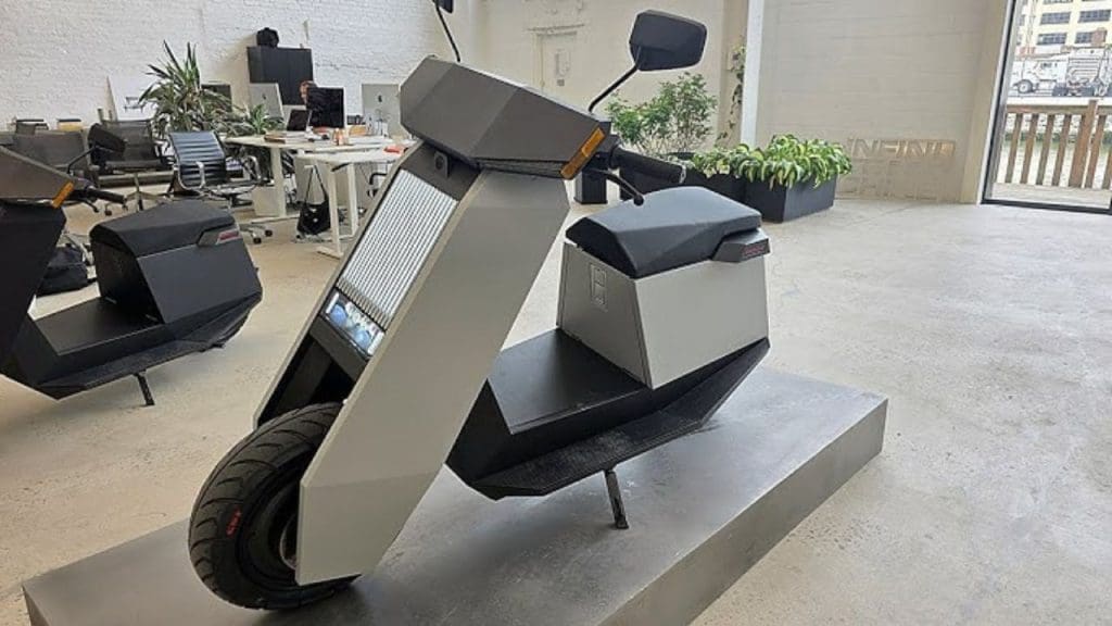 Infinite Machine's P1 electric scooter