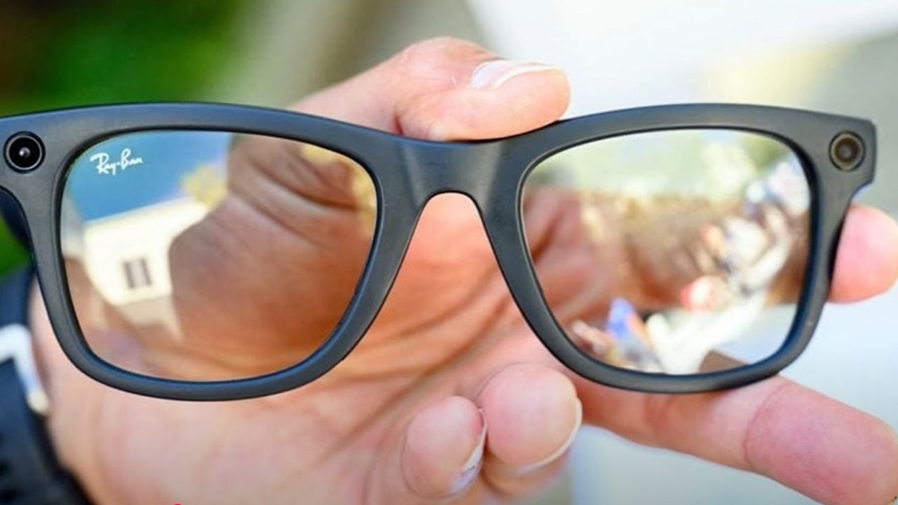 Meta Hypernova smart glasse