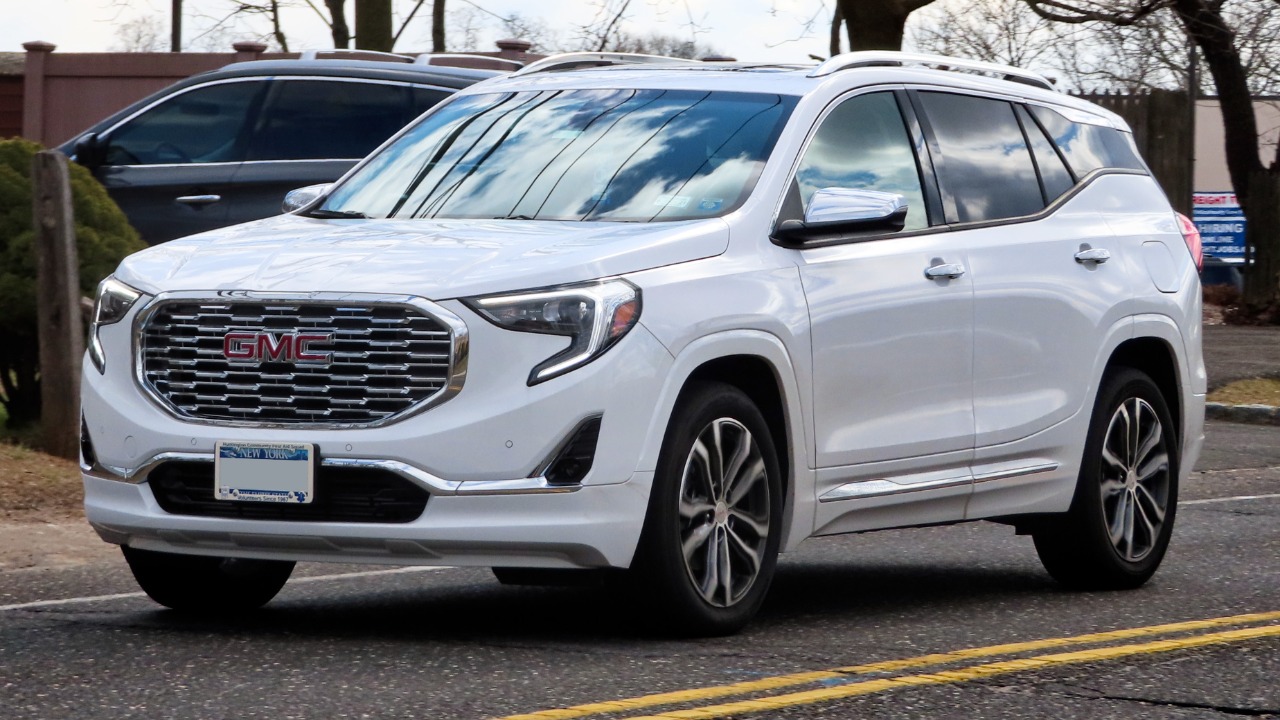 GMC Terrain — Image Credit: Kevauto - CC BY-SA 4.0/Wiki Commons