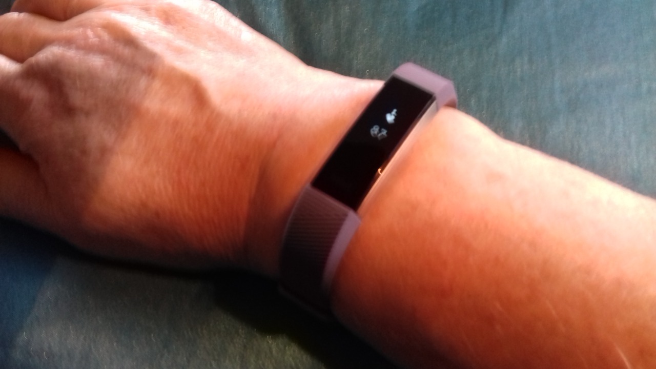 Fitbit tracker — Image Credit: PamD - CC BY-SA 4.0/Wiki Commons