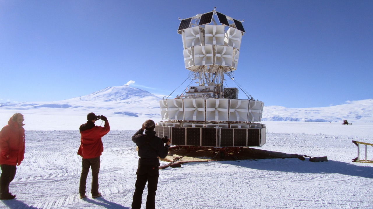 Image Credit: Ryan Nichol (UCL Physics & Astronomy) - CC BY 2.0/Wiki Commons