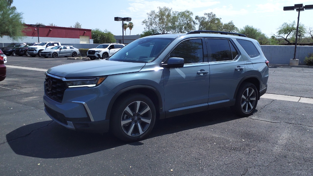 Honda Pilot — Image Credit: HJUdall - CC0/Wiki Commons
