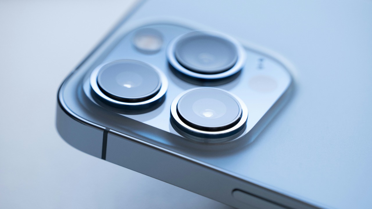 Popular phone update quietly disabling camera features