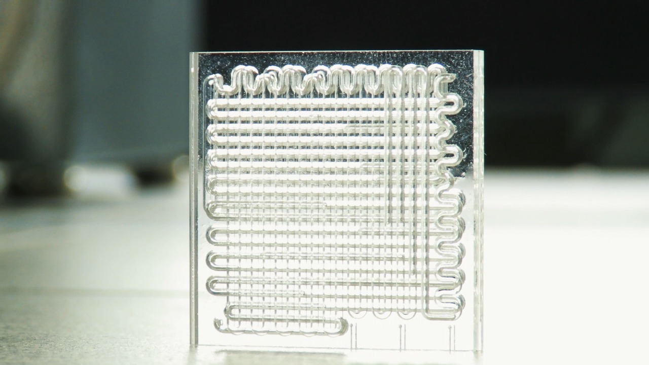 Physics may drive self-regulating microreactors over AI