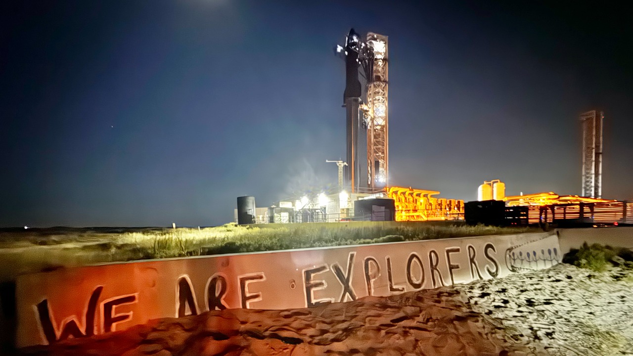 SpaceX plans to fly Starship directly over Florida