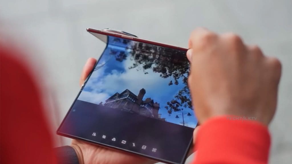 Implications-for-Samsung's-Foldable-Lineup