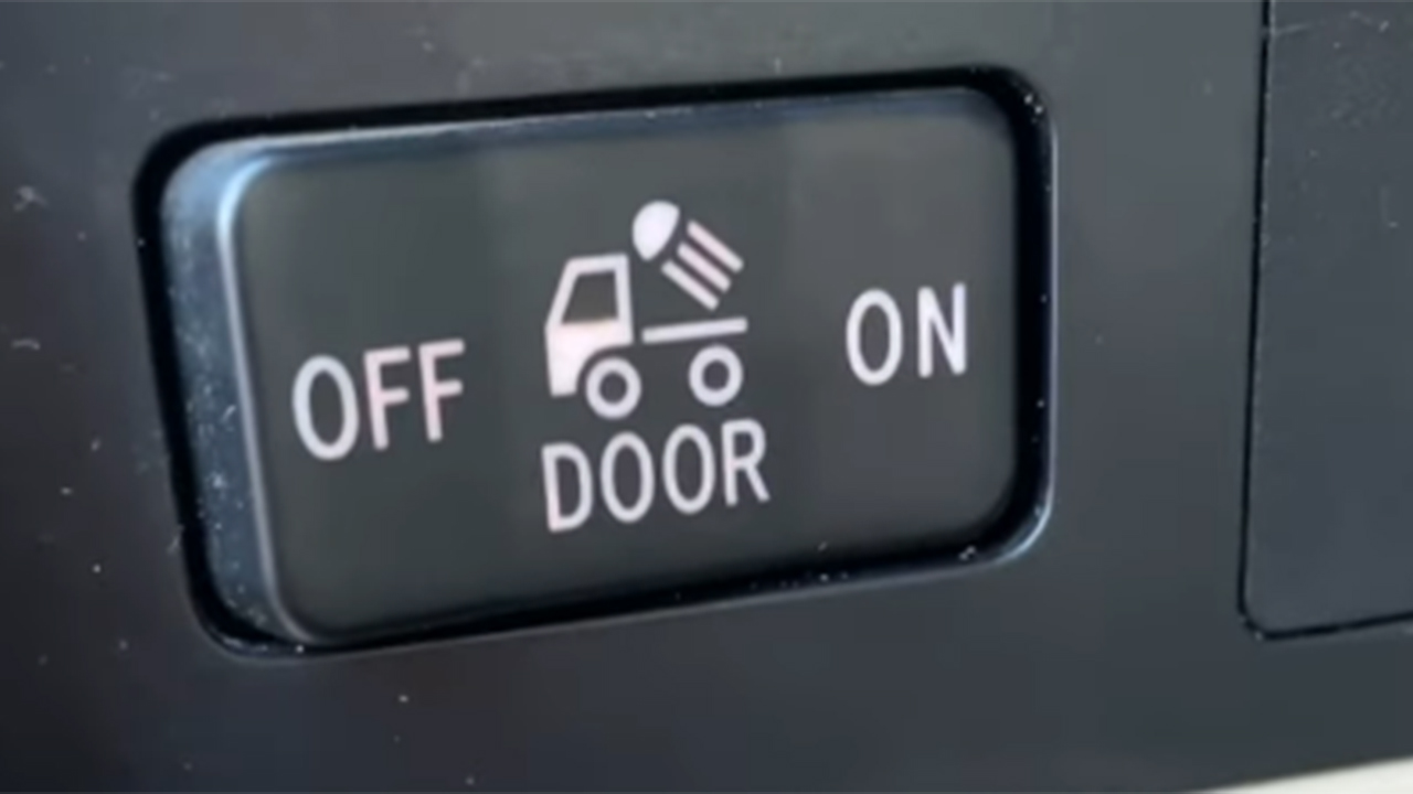 Jellyfish Launcher button in truck