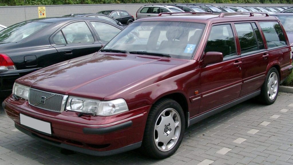 Volvo 960 wagon