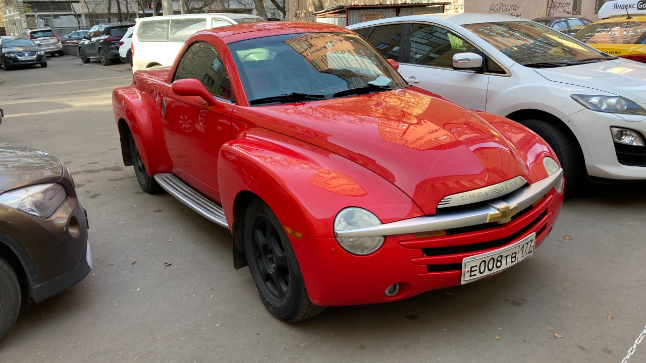 Chevrolet SSR — Image Credit: Valera N. Trubin - CC BY 4.0/Wiki Commons
