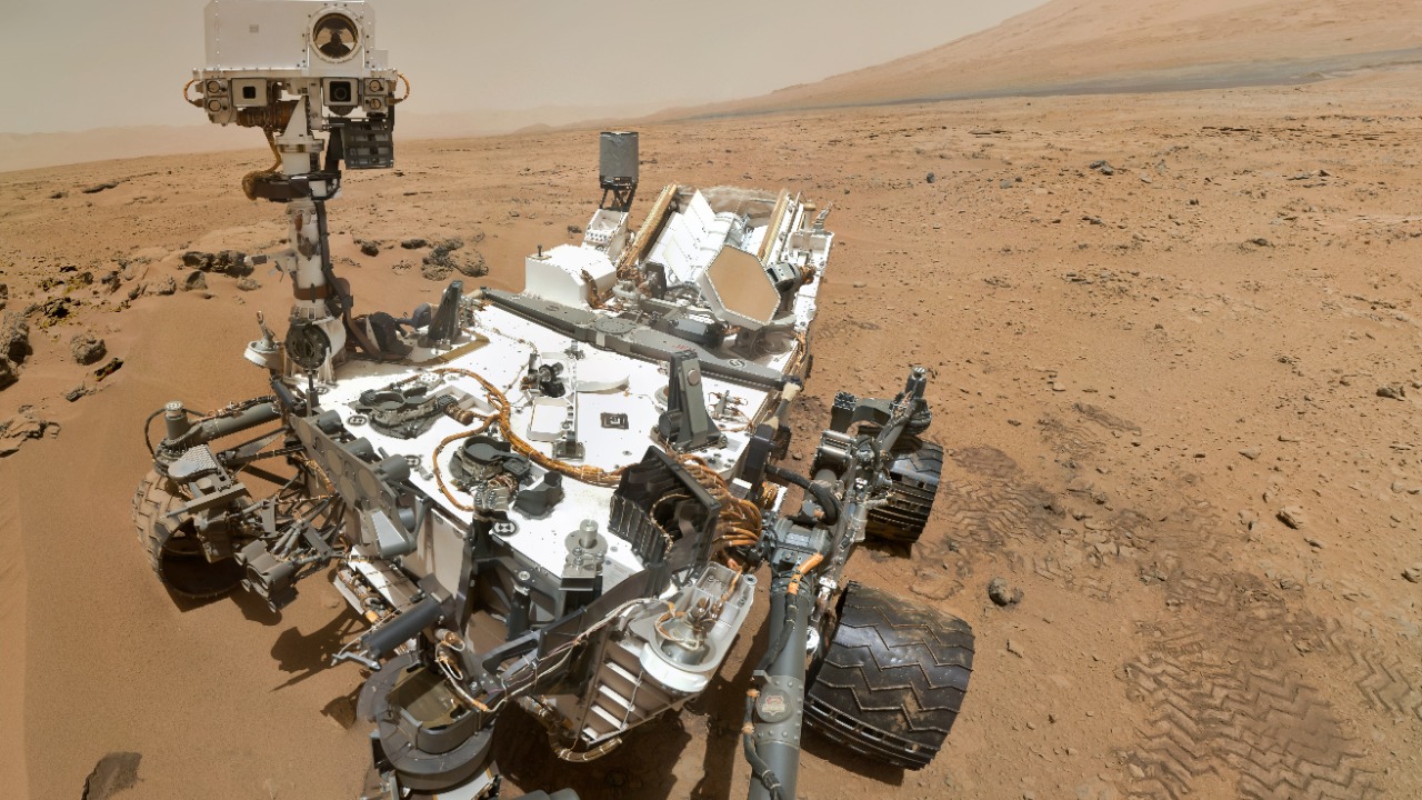 Image Credit: NASA/JPL-Caltech/Malin Space Science Systems
Derivative work including grading, distortion correction, minor local adjustments and rendering from tiff-file: Julian Herzog - Public domain/Wiki Commons