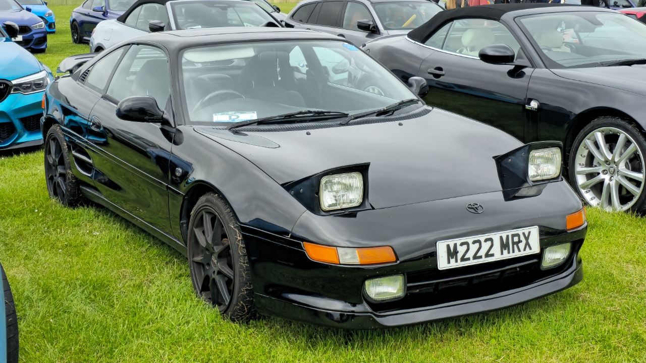 Toyota MR2 (second generation) — Image Credit: Calreyn88 - CC BY-SA 4.0/Wiki Commons