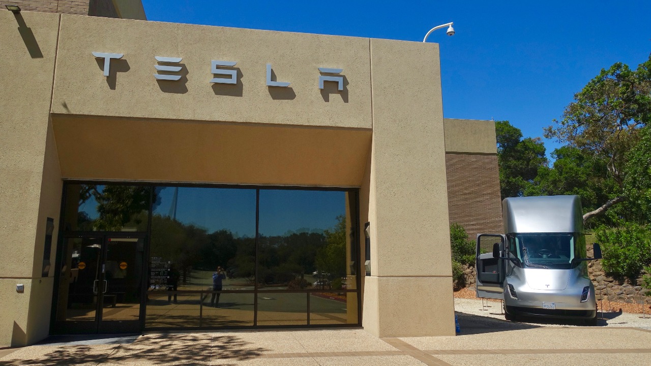 Image Credit: Steve Jurvetson from Menlo Park, USA - CC BY 2.0/Wiki Commons