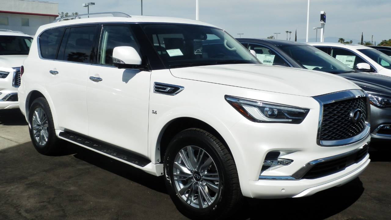 Infiniti QX80 — Image Credit: Alexander Migl - CC BY-SA 4.0/Wiki Commons