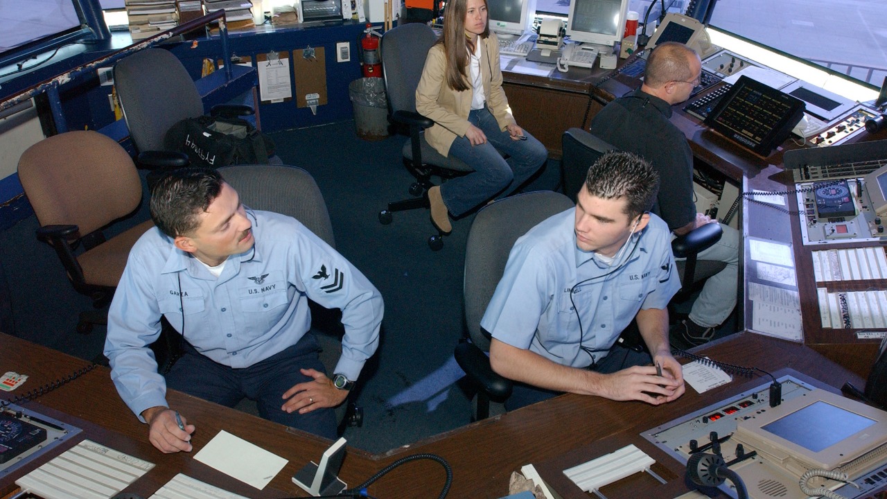 Image Credit: U.S. Navy photo by Chief Photographer’s Mate Mahlon K. Miller. - Public domain/Wiki Commons