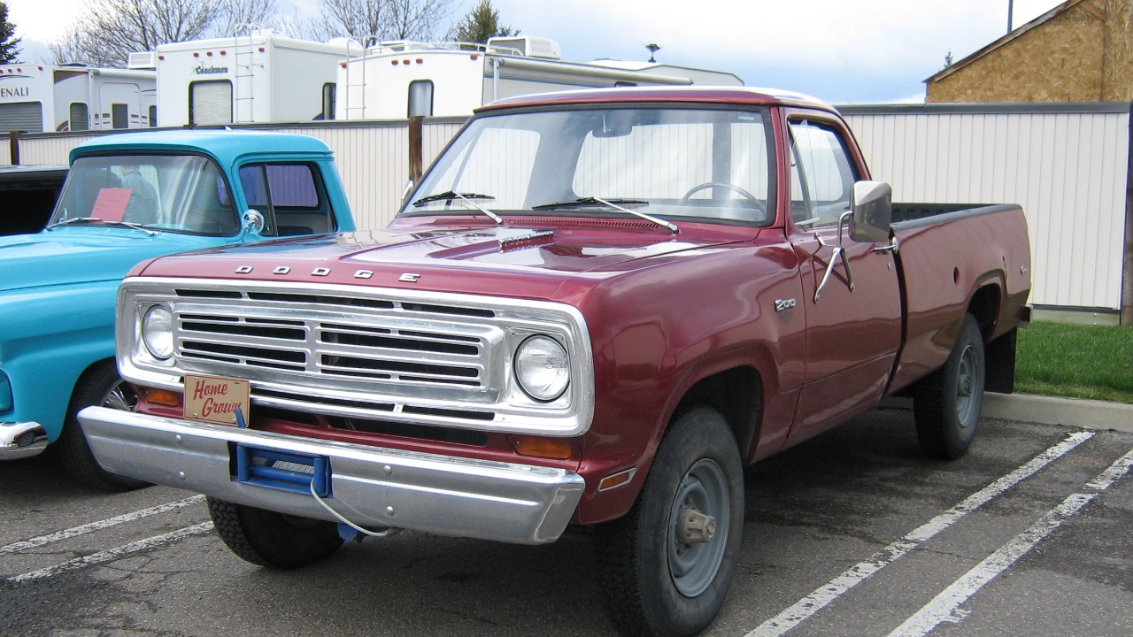 Dodge Power Wagon — Image Credit: dave_7 from Lethbridge, Canada - CC BY 2.0/Wiki Commons
