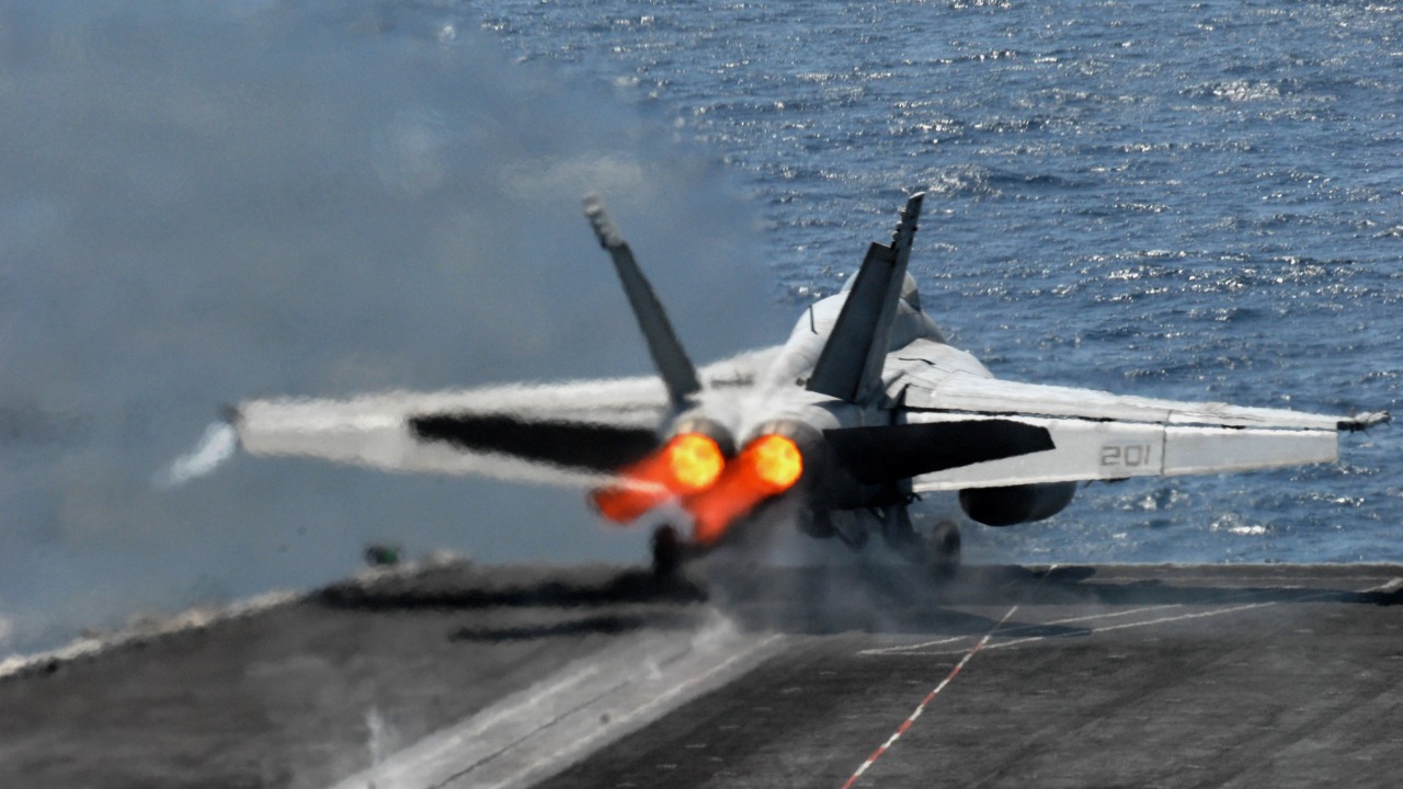 Image Credit: U.S. Navy photo by Mass Communication Specialist 3rd Class Torrey W. Lee - Public domain/Wiki Commons