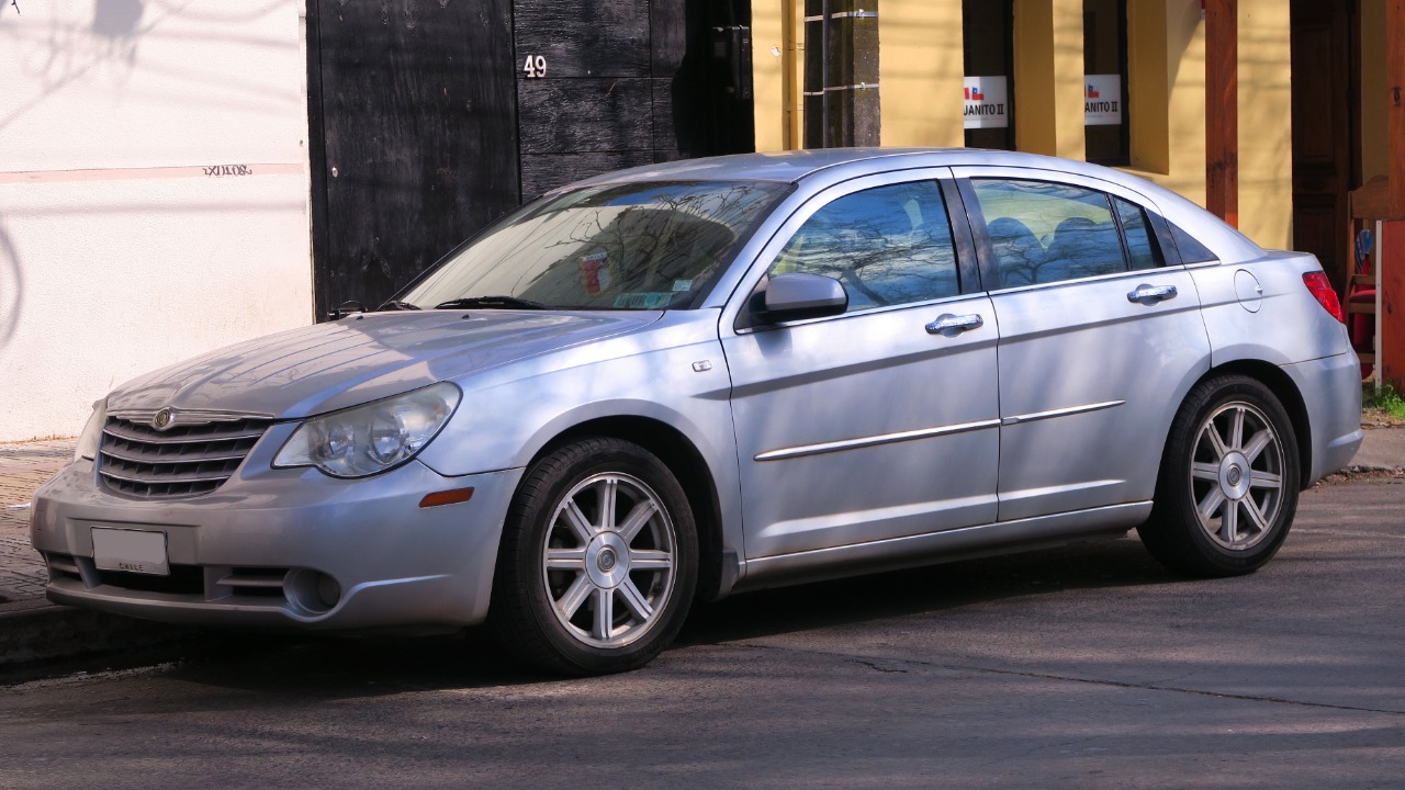 Chrysler Sebring with the CVT — Image Credit: RL GNZLZ - CC BY-SA 2.0/Wiki Commons