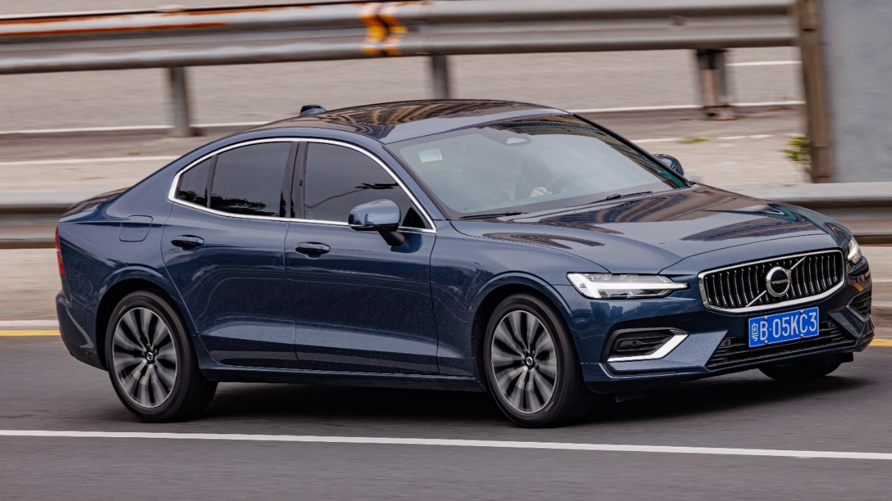 Volvo S60 — Image Credit: Dinkun Chen - CC BY-SA 4.0/Wiki Commons