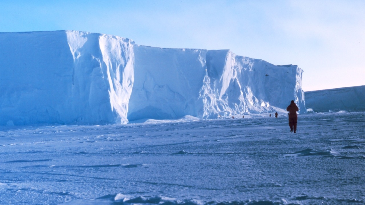 Image Credit: Michael Van Woert, NOAA NESDIS, ORA. - Public domain/Wiki Commons