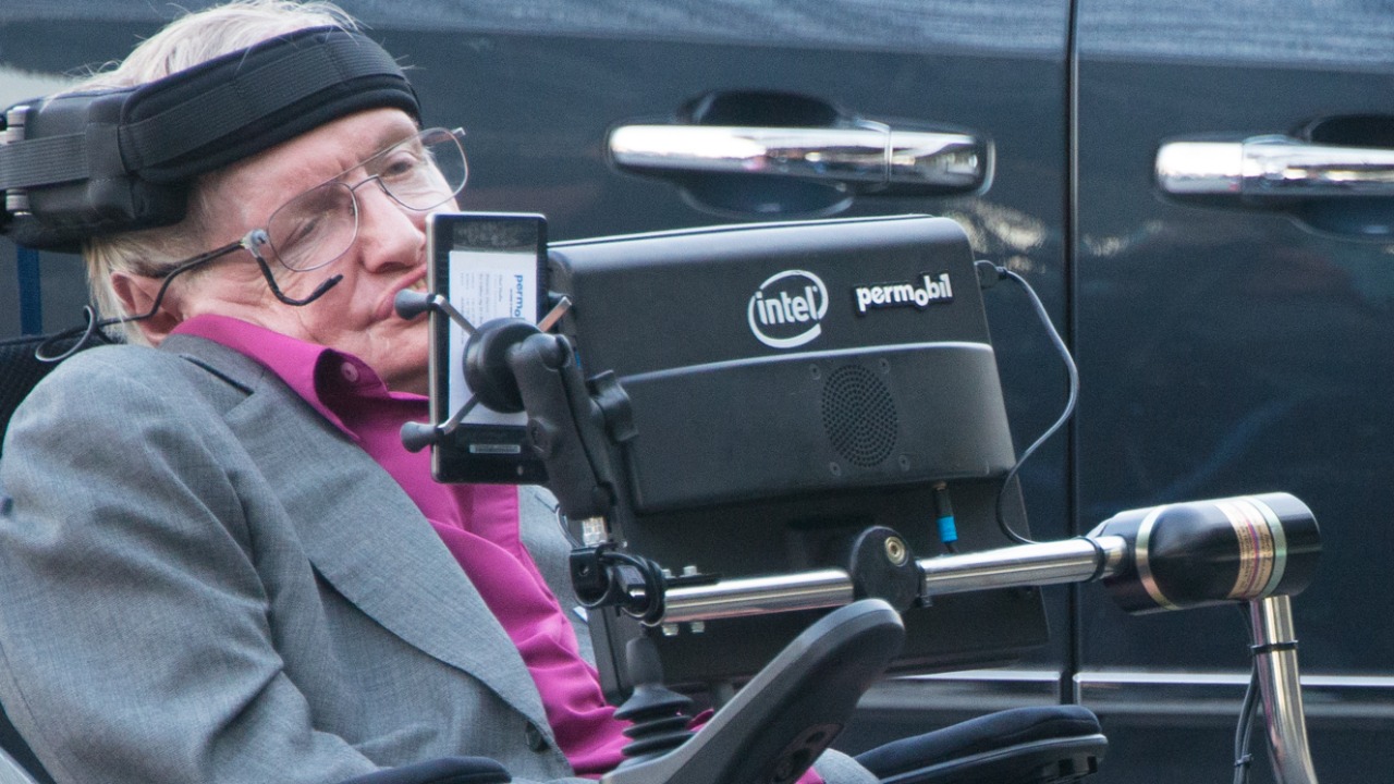 Stephen Hawking gave humanity a chilling final warning