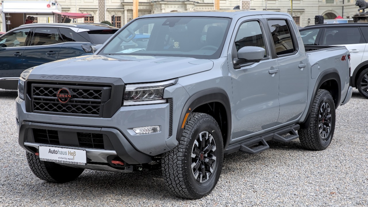 2025 Nissan Frontier Pro 4X off-road test review